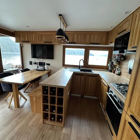 Luxury Houseboat, Castle Botel Orlik